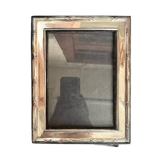 Vintage QEII sterling silver photo frame