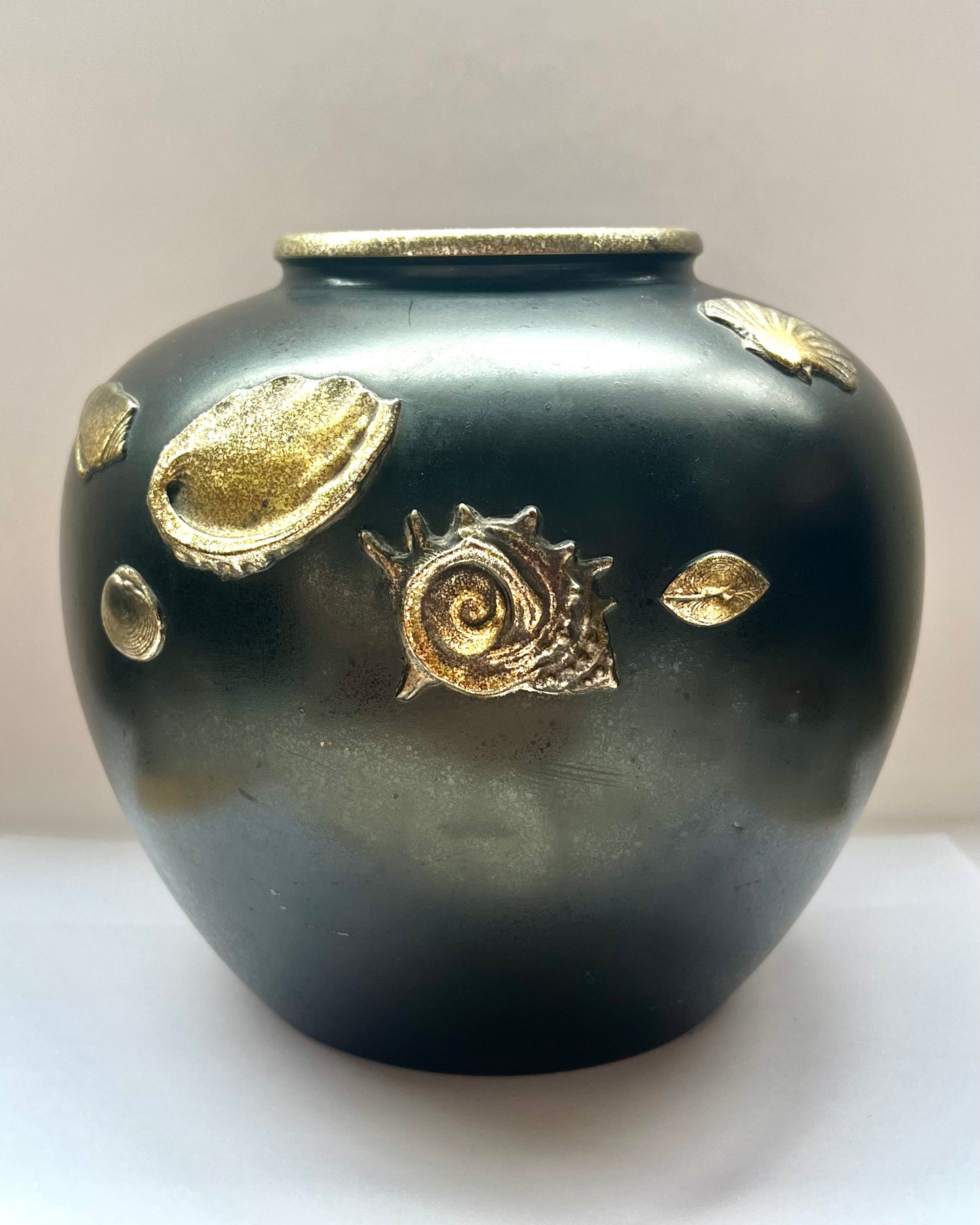 Late Meiji Period Japanese bronze vase with gilt seashell motifs circa 1900s