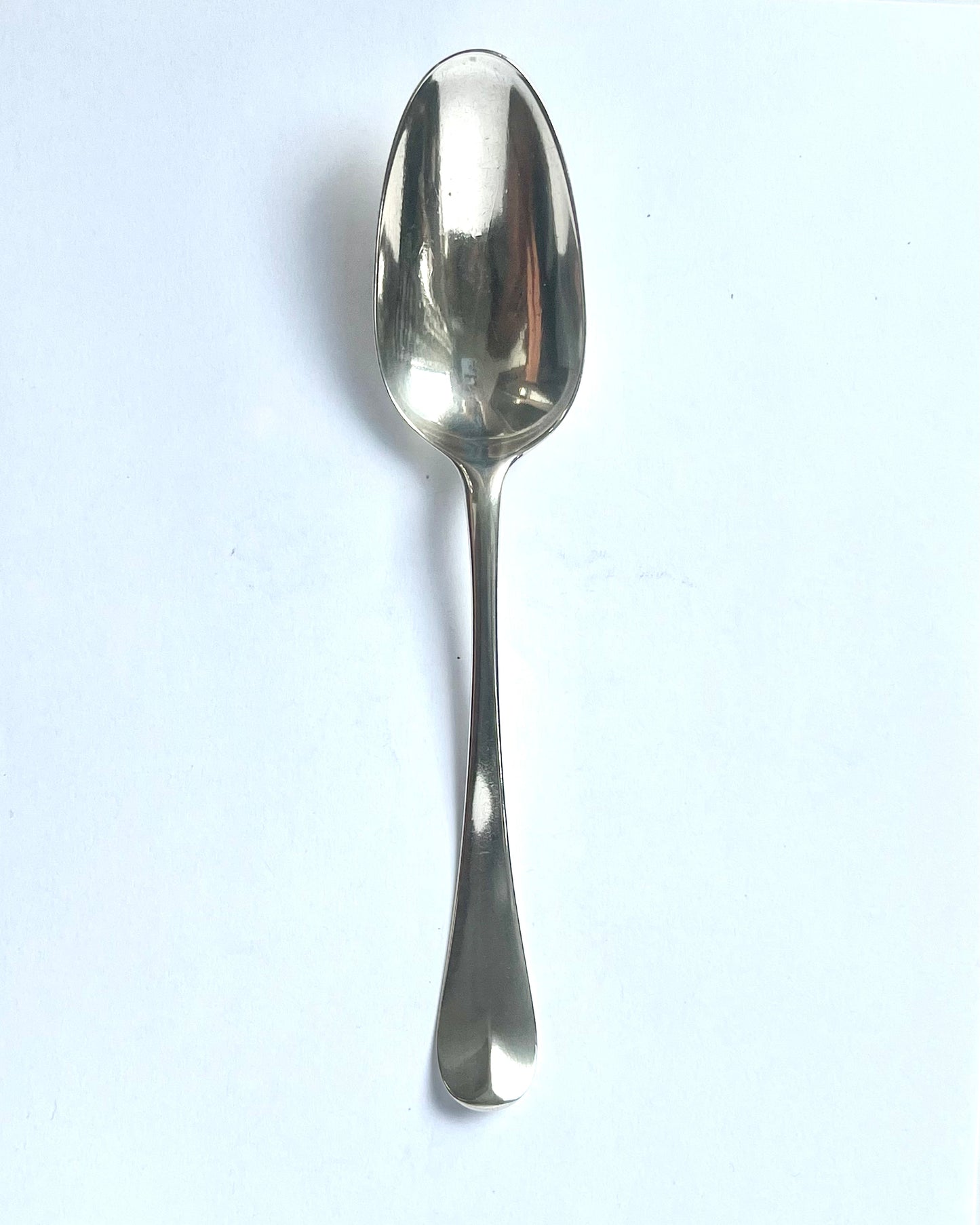 Antique George II sterling silver tablespoon, with marks for James Wilks, London, 1746