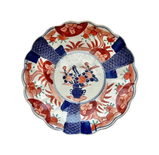 Hand painted mid Meiji Period (mid 19th century) Imari plate