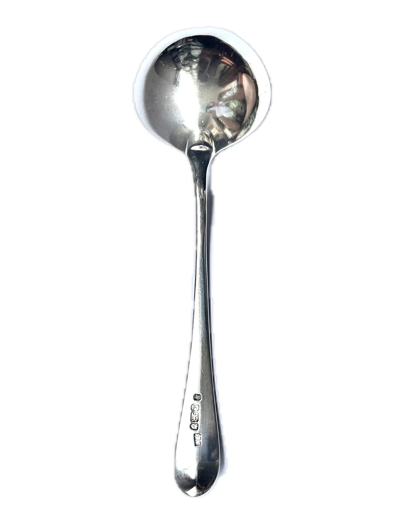 Cucharón para salsa antiguo de plata esterlina Jorge III con marcas de Londres, 1785, Thomas Wallis II.