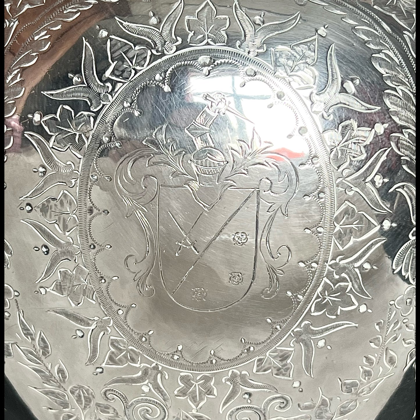 Stunning Victorian sterling silver coffee or hot water urn