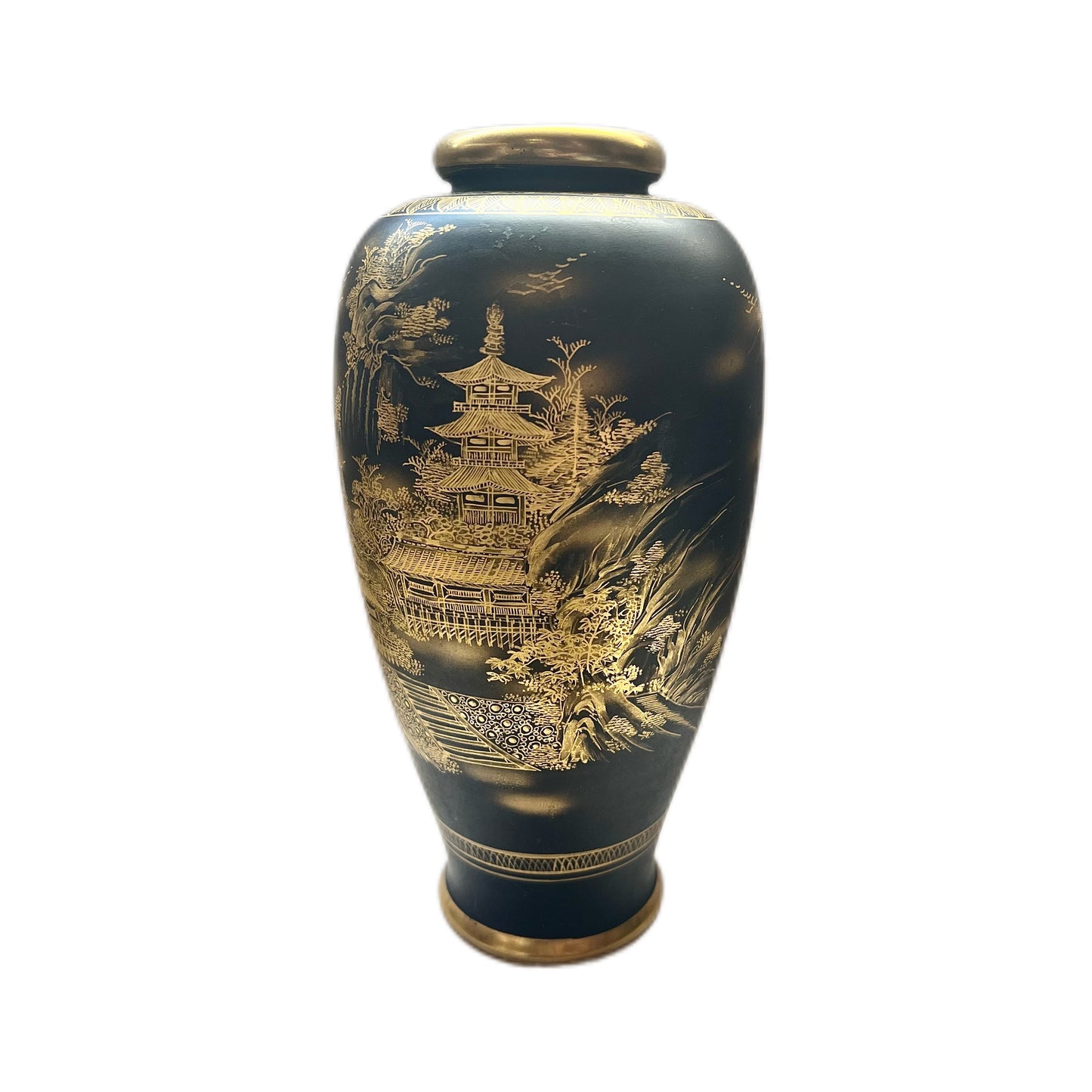 Antique black and gold Satsuma vase, circa late Taisho to early Showa Period