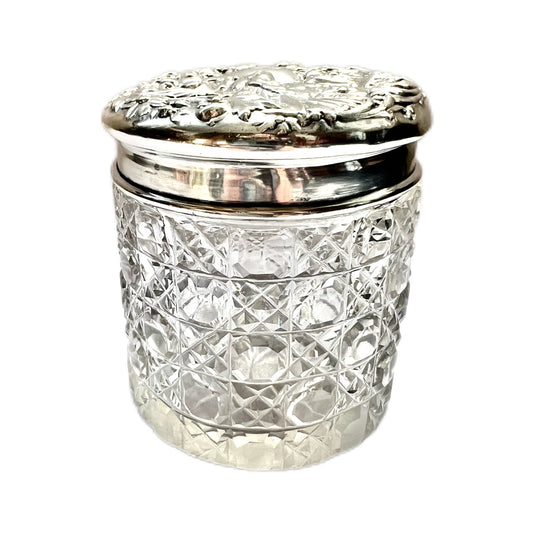 Tarro para condimentos o artículos de tocador de plata esterlina y cristal tallado de finales de la época victoriana