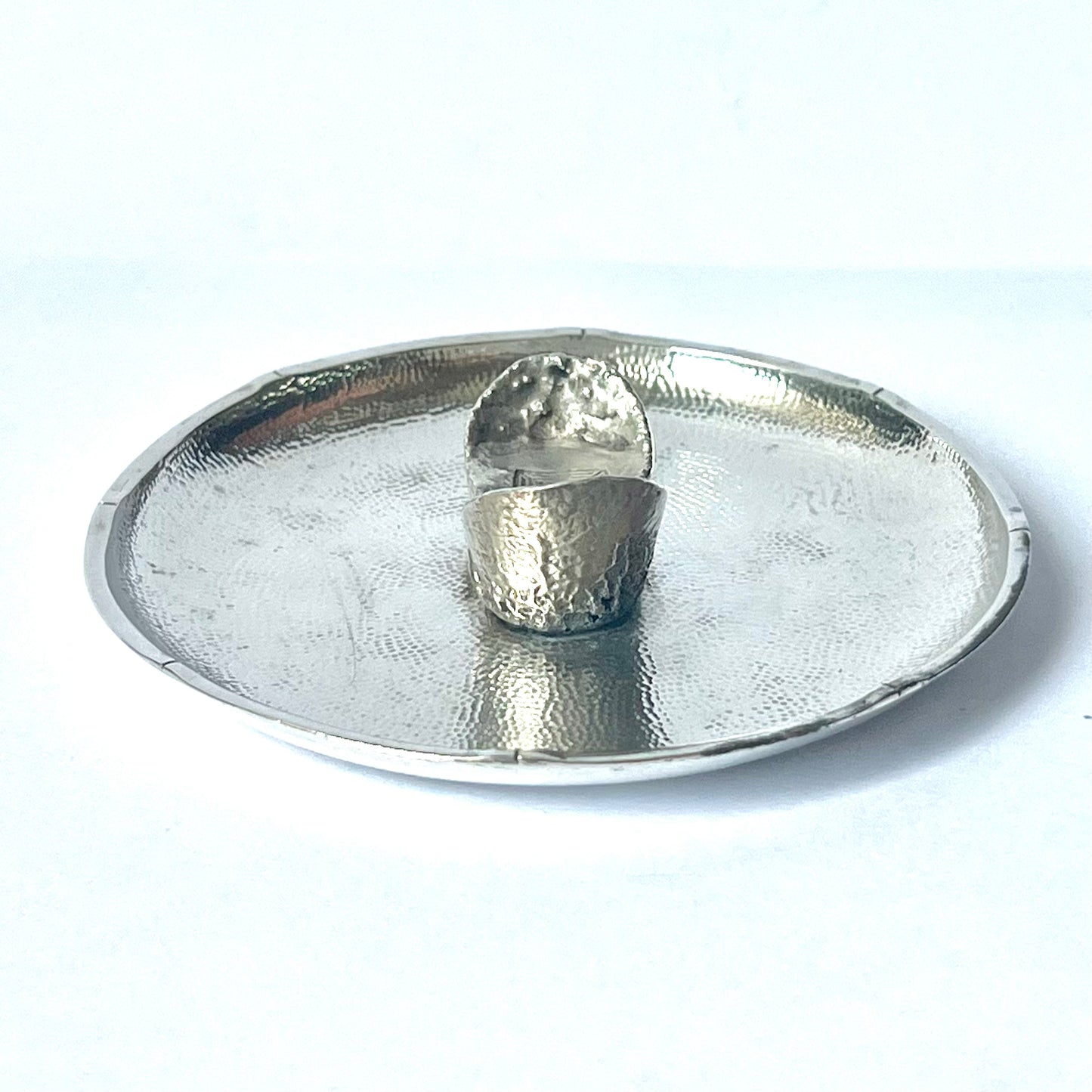 Antique Chinese export silver trinket dish circa early 20th century (1900s to 1910s) by renowned maker Tuck Chang, Shanghai