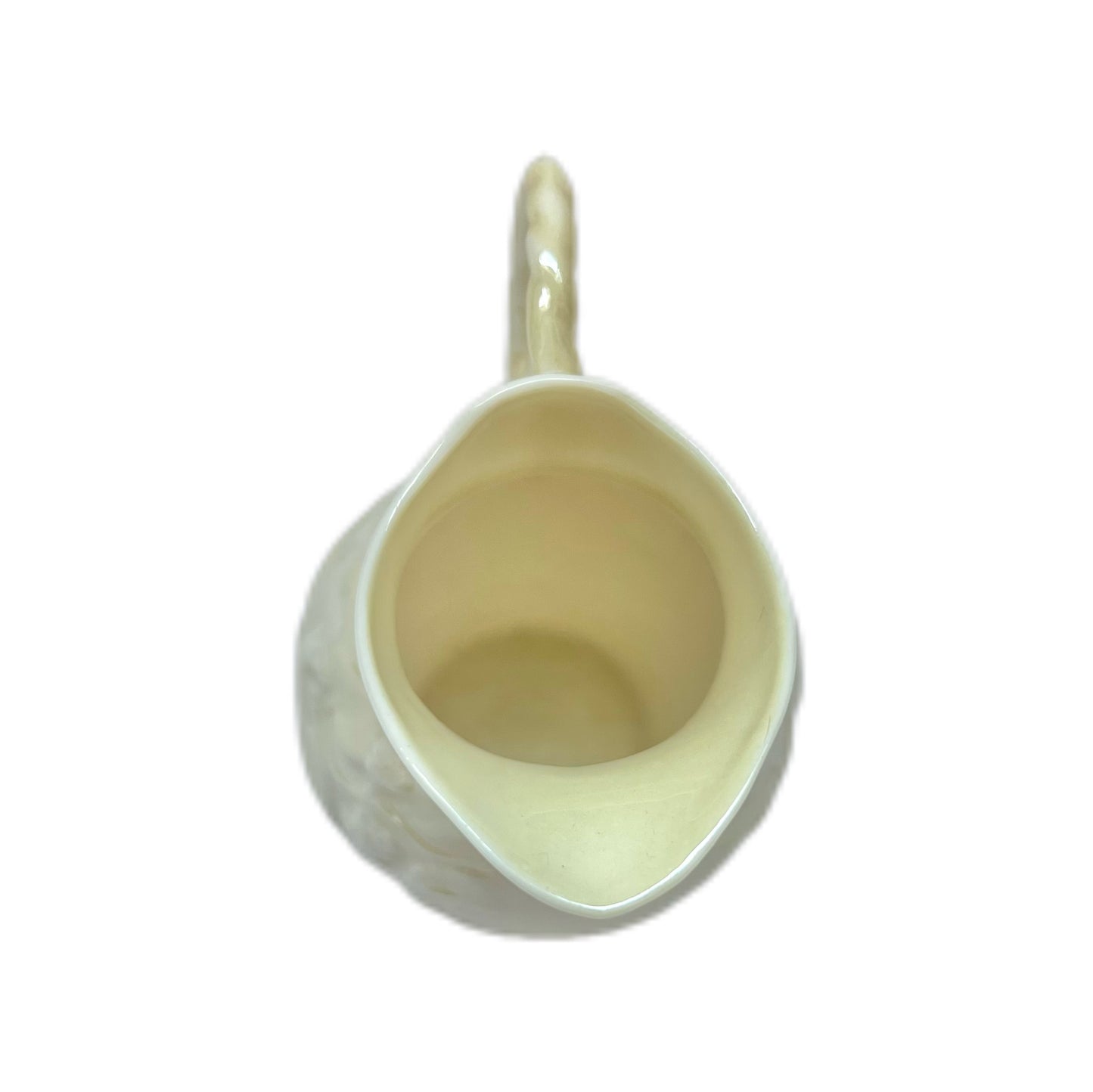 Vintage Belleek Ivy and Berry creamer jug with rope twist handle, 5th mark circa 1955-1965.
