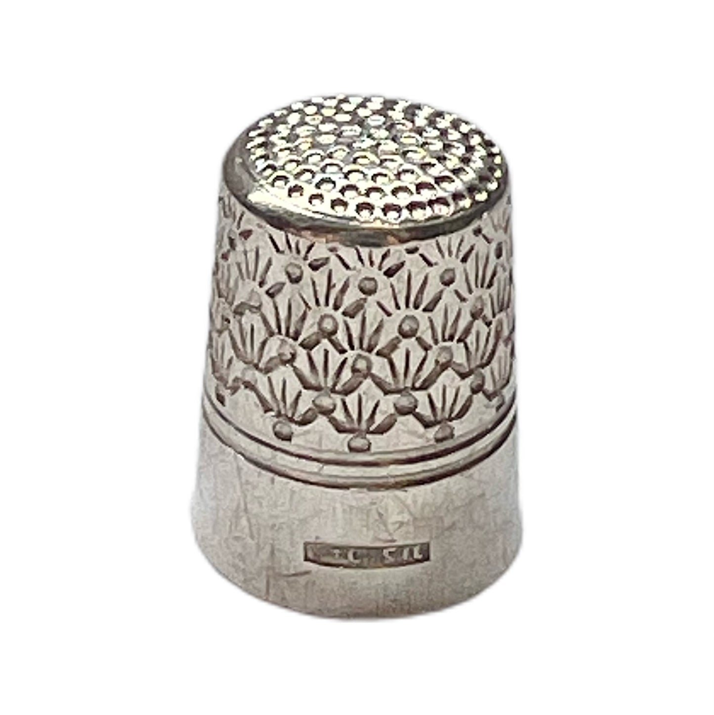 Vintage Rare 1940s Australian sterling silver Elfin size 4 thimble