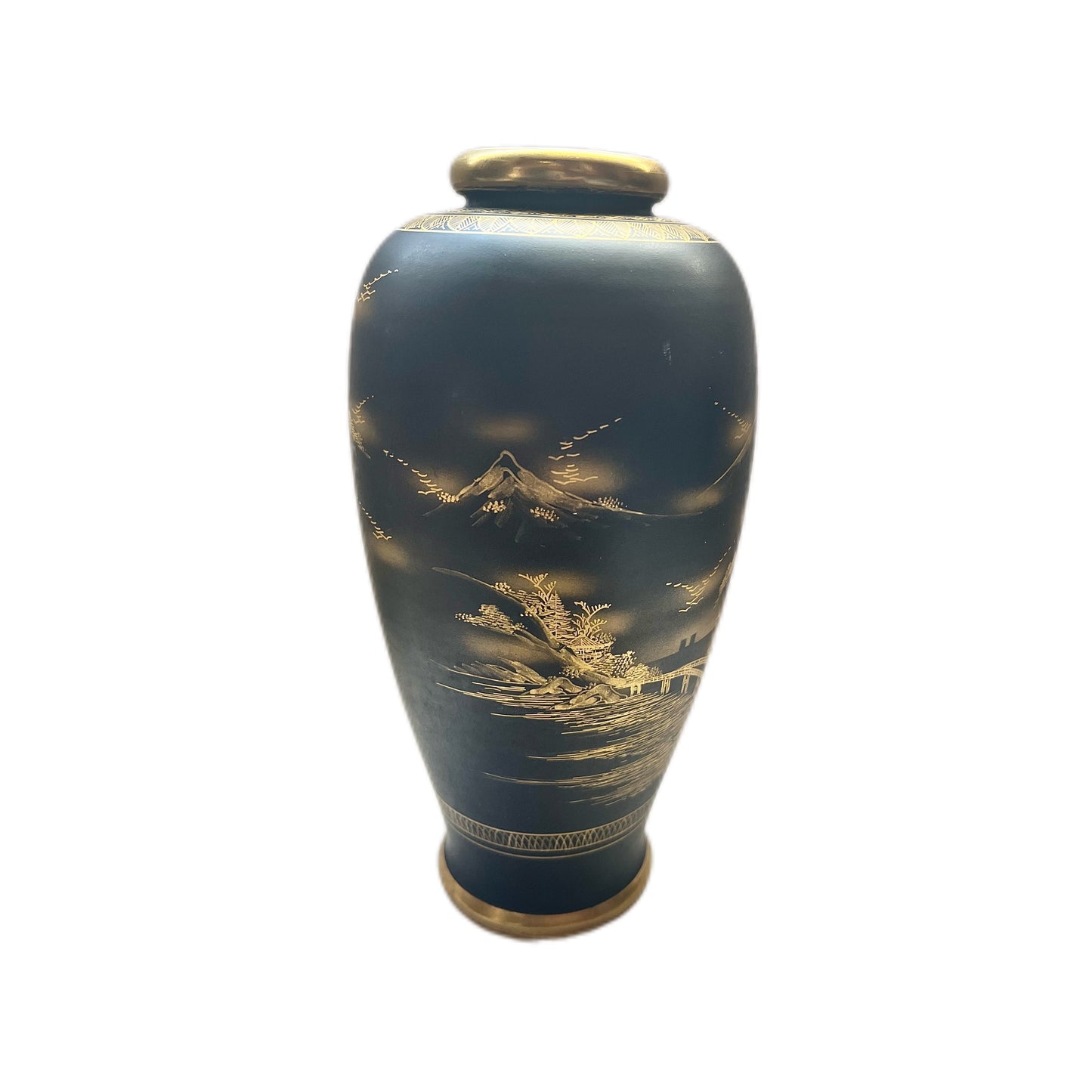 Antique black and gold Satsuma vase, circa late Taisho to early Showa Period
