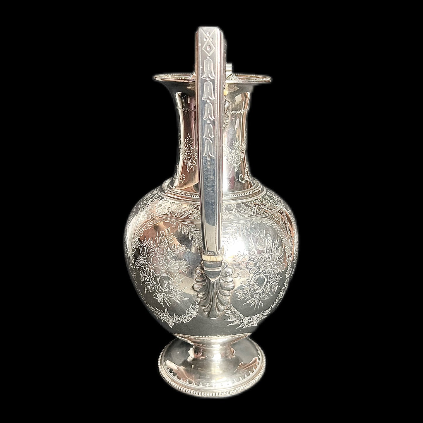 Stunning Victorian sterling silver coffee or hot water urn