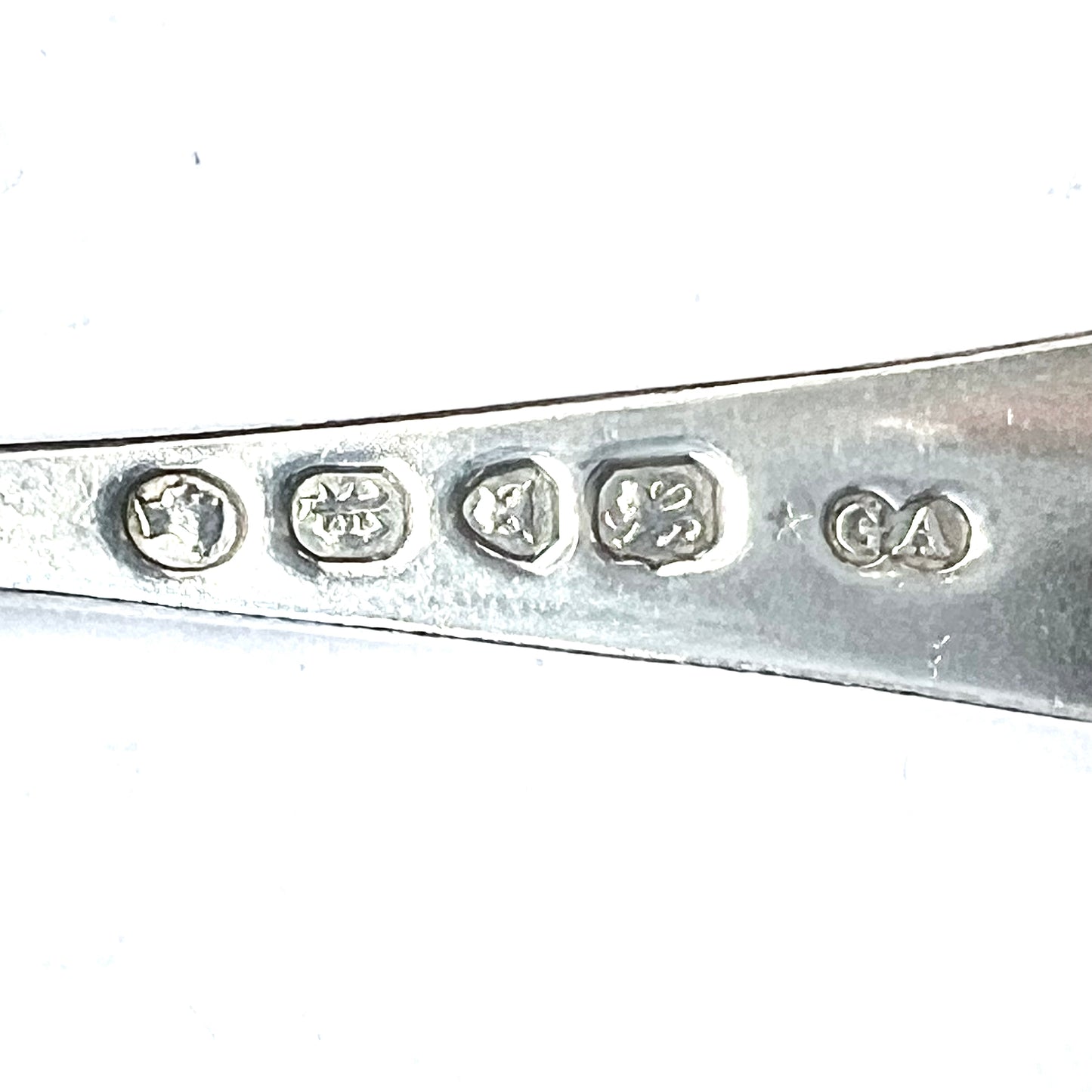 Juego de 5 tenedores de entrada de plata esterlina victorianos, Londres, 1850, Chawner & Co. Escudo de la familia Beveridge.