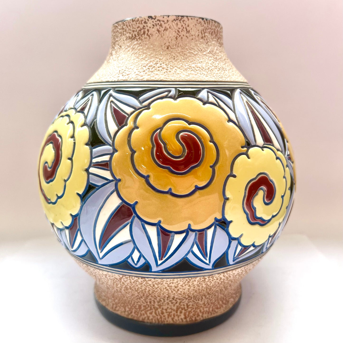 Jarrón ánfora imperial checa Art Déco, circa 1920-1930