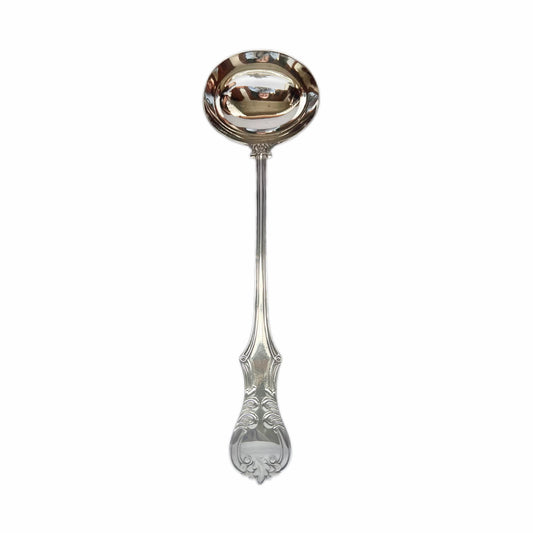 Cucharón victoriano de plata esterlina con diseño Victoria de Chawner & Co.