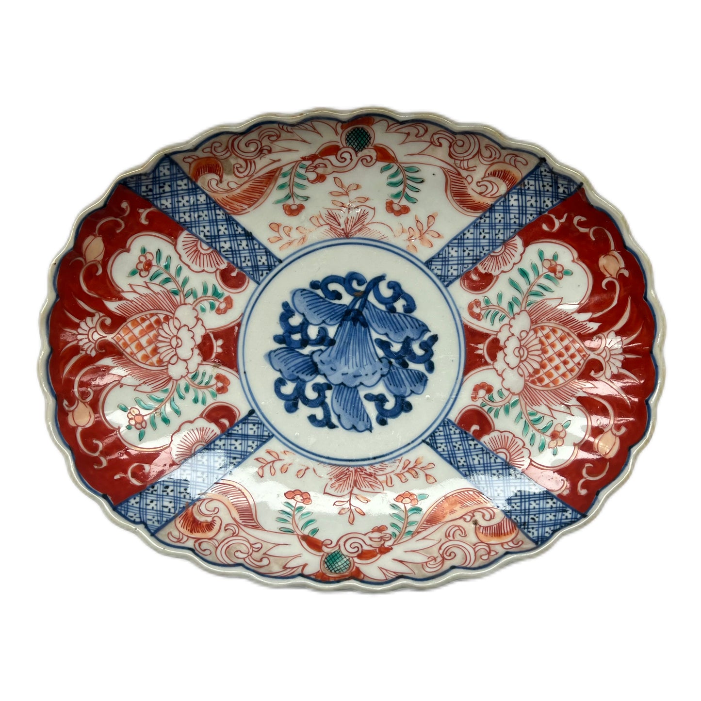 Hand painted mid Meiji Period (mid 19th century) Imari plate