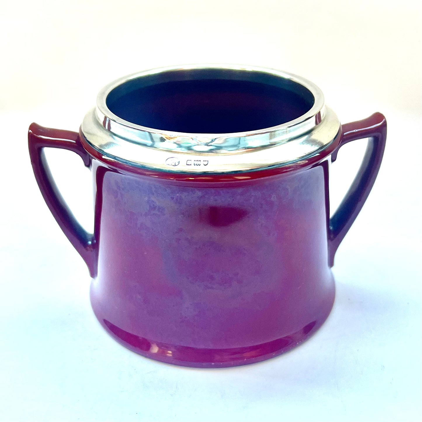 皇家道尔顿 Flambe 双柄糖罐,约 1908 年,带纯银项圈