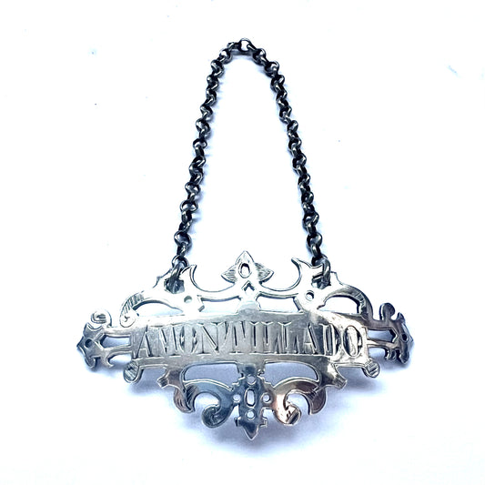 Etiqueta de licor/decantador de amontillado en plata esterlina victoriana de Wright & Davies, Londres, 1865
