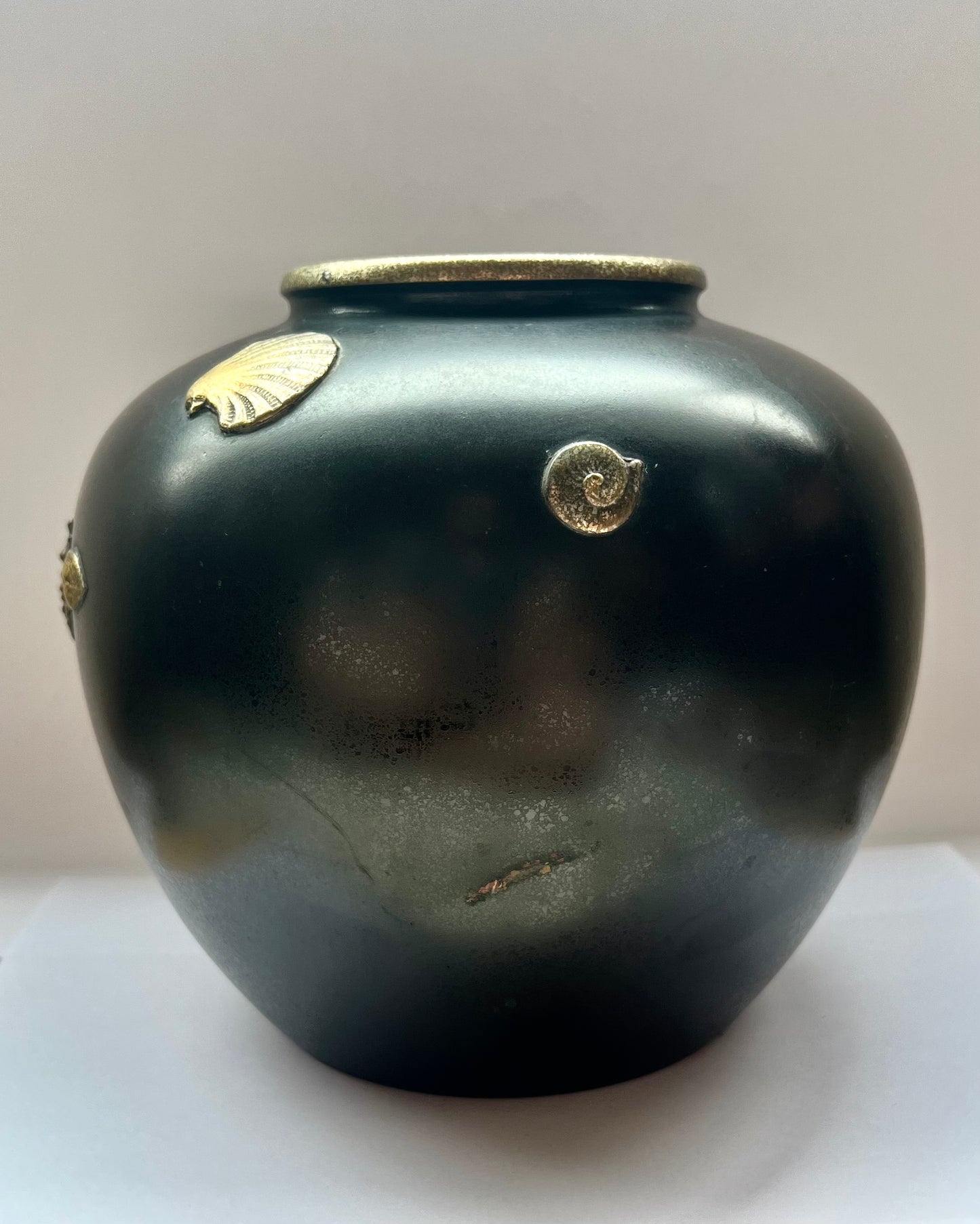 Late Meiji Period Japanese bronze vase with gilt seashell motifs circa 1900s