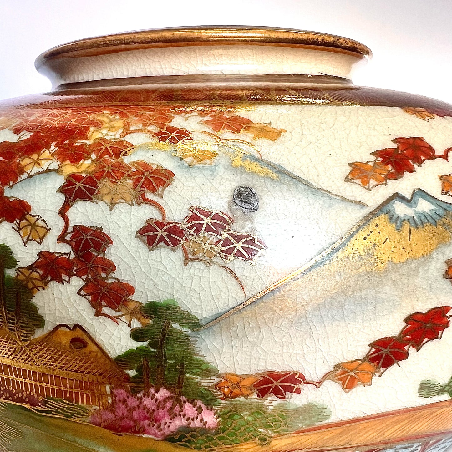 Large Antique Satsuma Autumn Landscape vase, Do Ki of Hokkaido