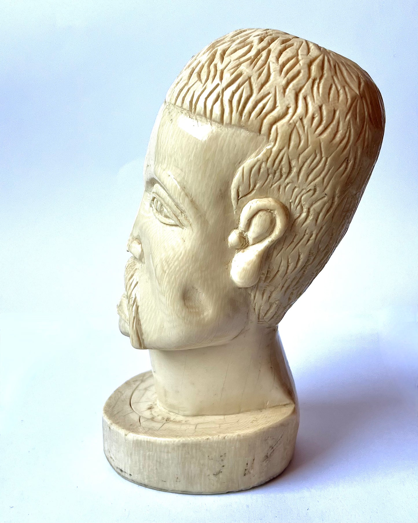Rare monumental African Ivory Coast tribal head circa 1920s to 1930s