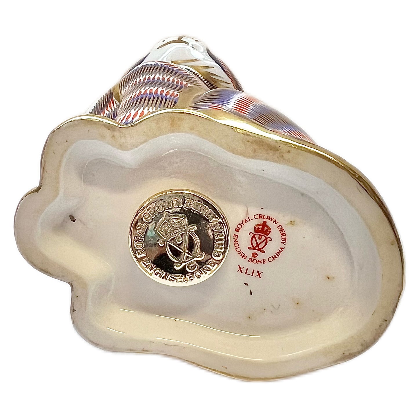 Royal Crown Derby Sitting Cat figurine circa 1986