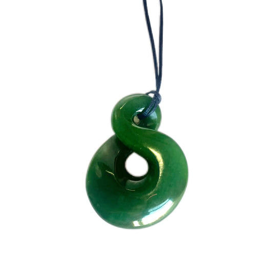 Vintage poumanu nephrite jade Pikorua pendant, New Zealand