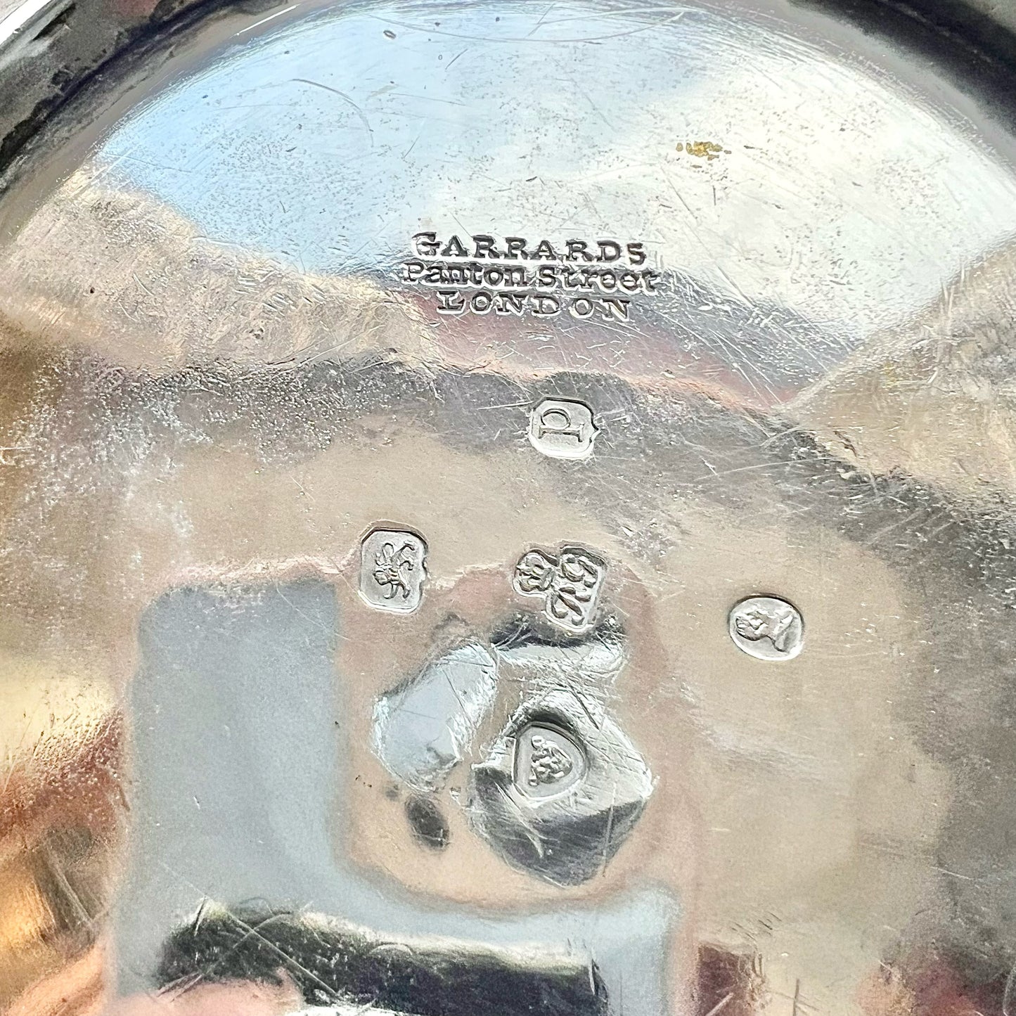 Antique William IV Garrards sterling silver teapot, London, 1830