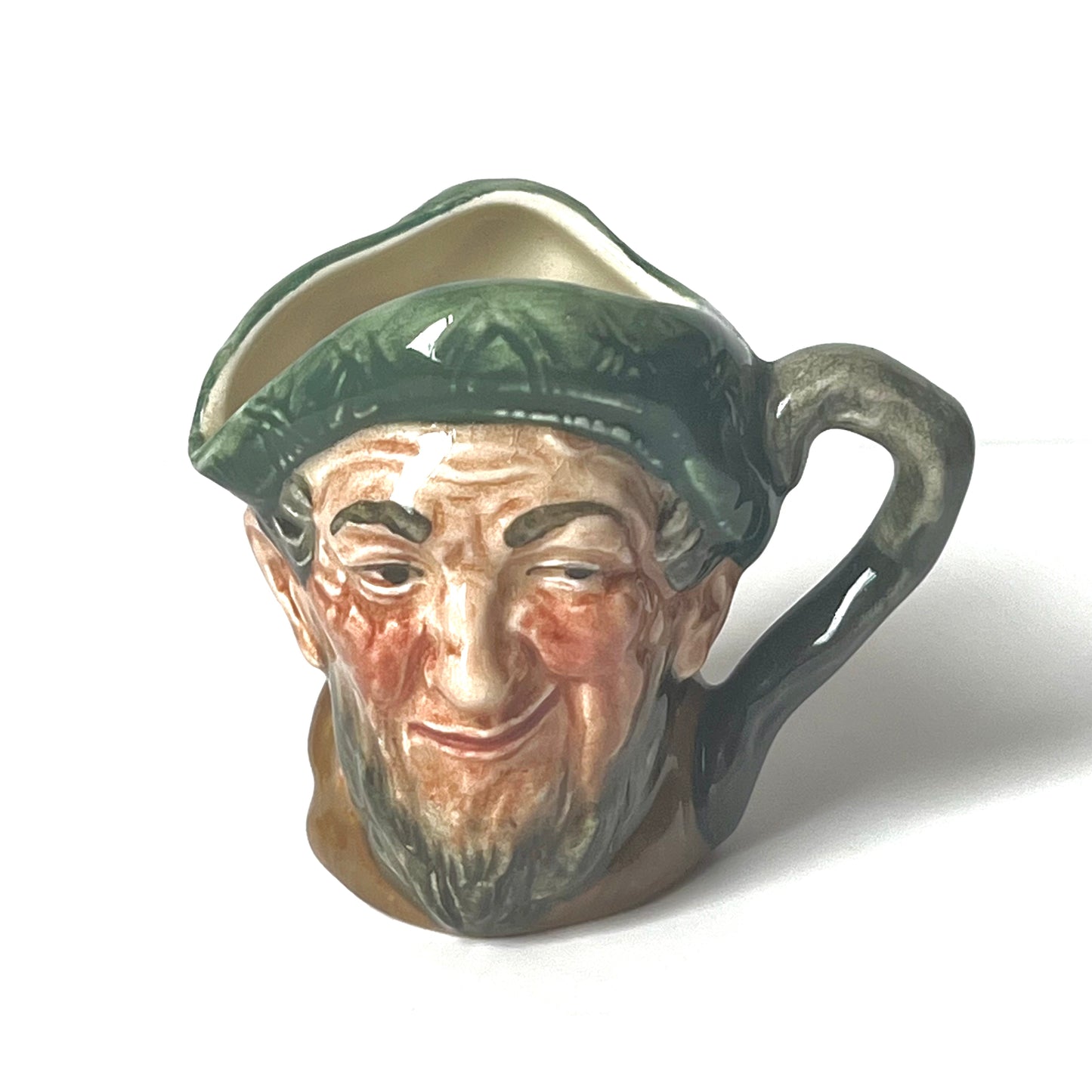 Royal Doulton Auld Mac 或 Owd Mac 小号托比水壶,由 Harry Fenton 于 20 世纪 30 年代至 40 年代设计