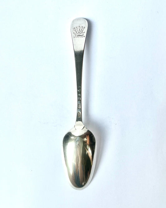 Antique George II sterling silver tablespoon, with marks for James Wilks, London, 1746