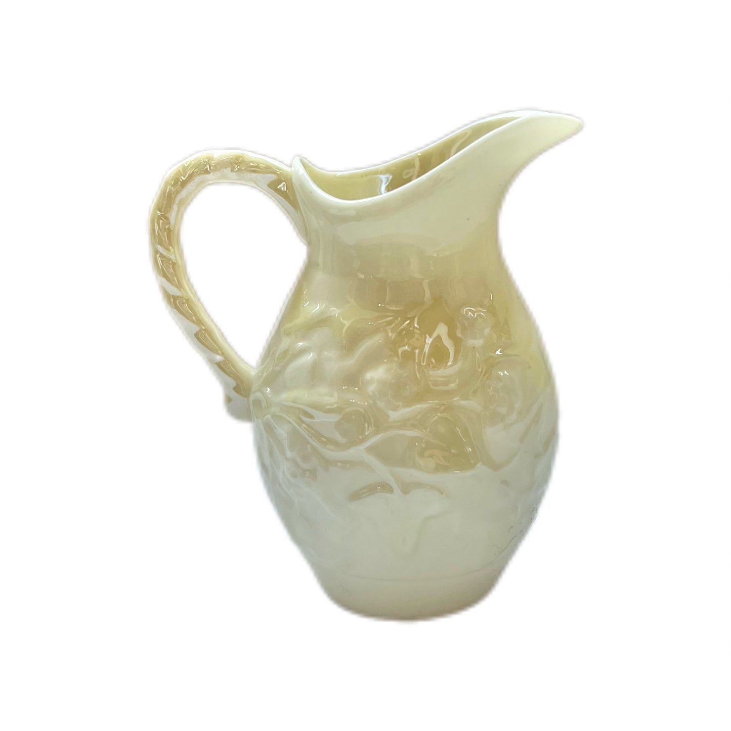 Vintage Belleek Ivy and Berry creamer jug with rope twist handle, 5th mark circa 1955-1965.