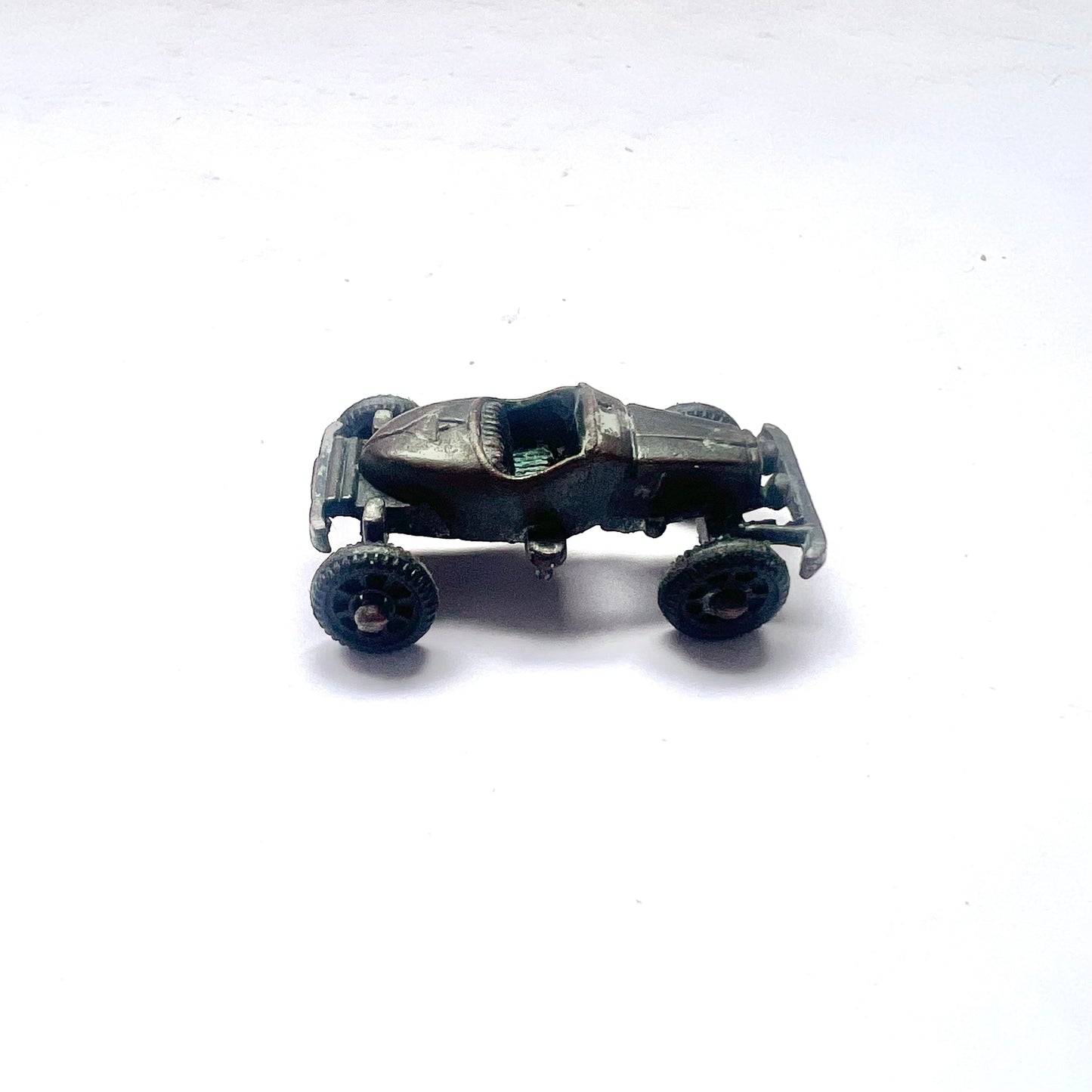 Coche modelo Mercedes de fundición a presión vintage de 1928