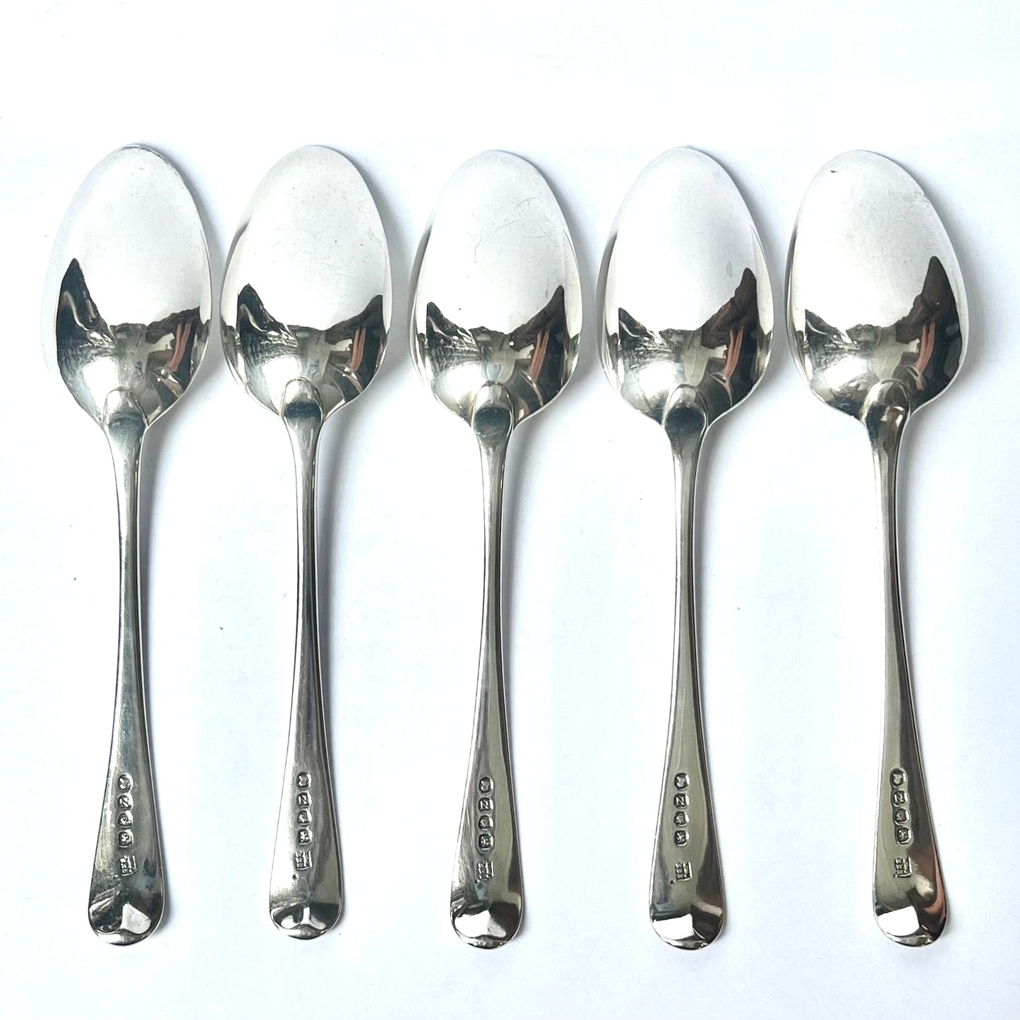 5 George III sterling silver tablespoons, with marks for William Eley I, William Fearn & William Chawner, London, 1808, Barnard family crest