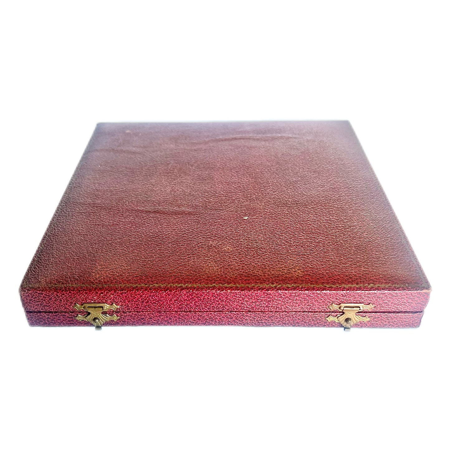 Limited edition Elizabeth II sterling silver plate in original case, 75th anniversary of Queen Victoria’s diamond jubilee