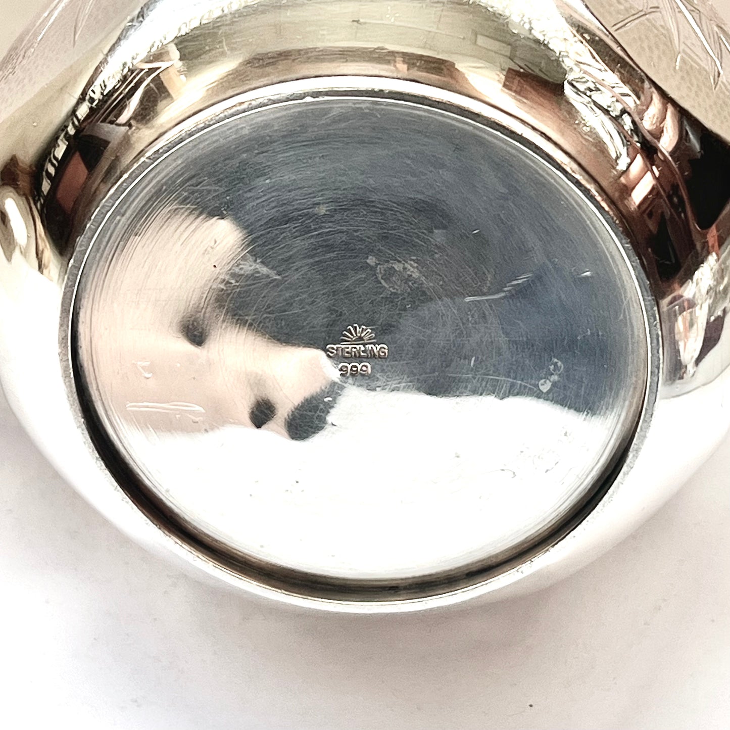 Vintage Asahi Shoten .999 pure silver coffee pot circa 1920s to 1940s, late Taisho to early Showa period.