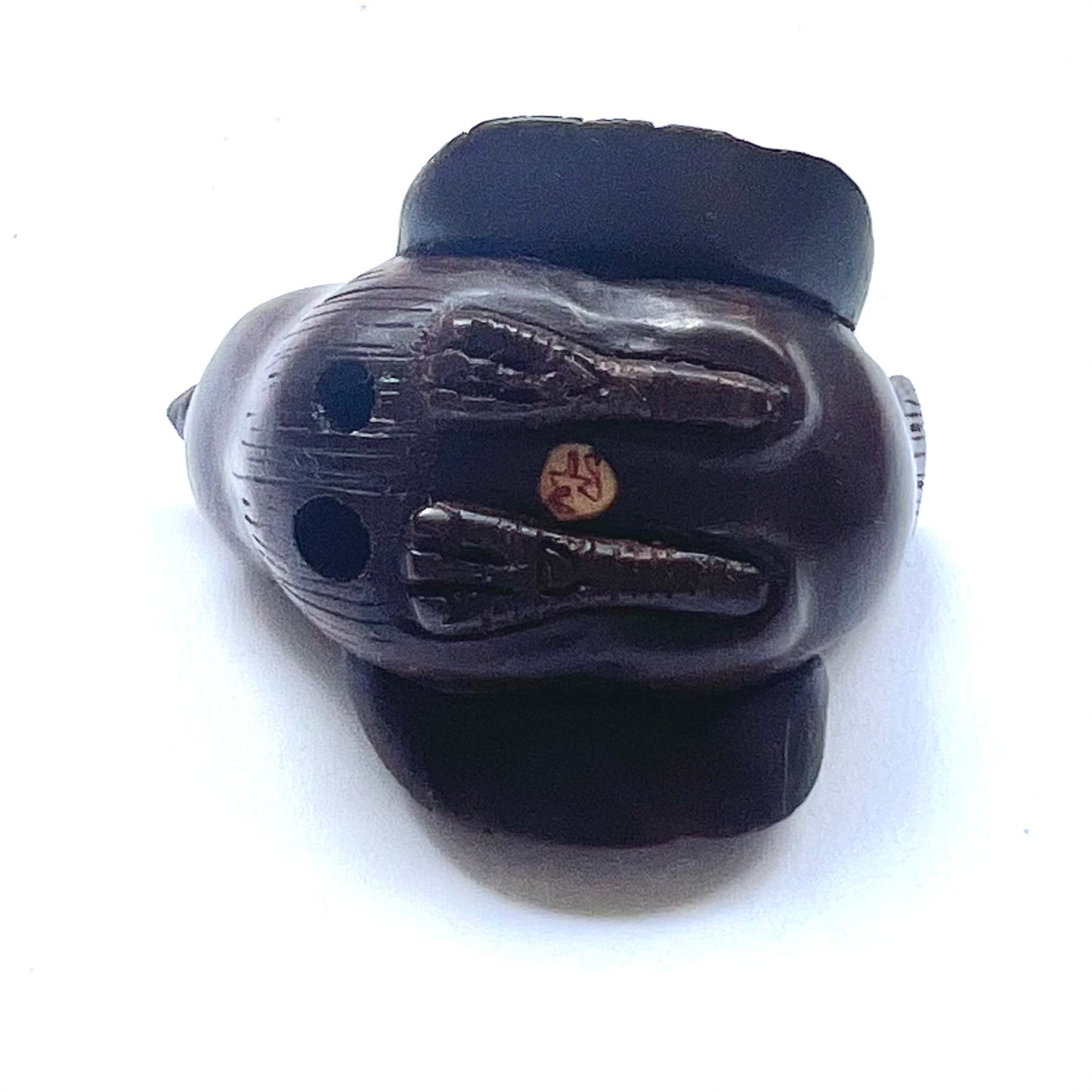 Antiguo netsuke japonés figurativo de pájaro de boj del período Meiji, firmado