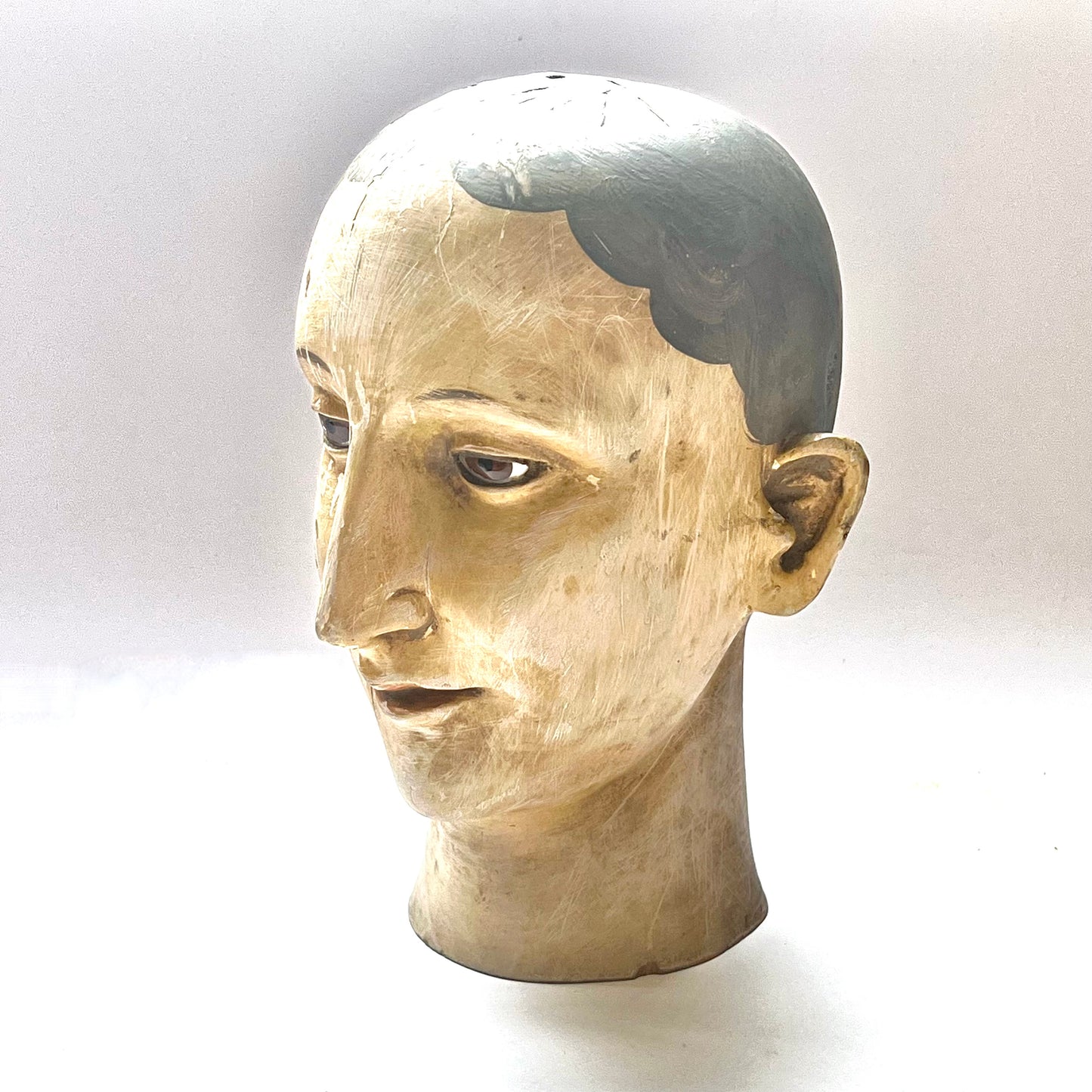 Very finely carved antique European wooden Santos head depicting the Madonna, circa 1840s to 1890s