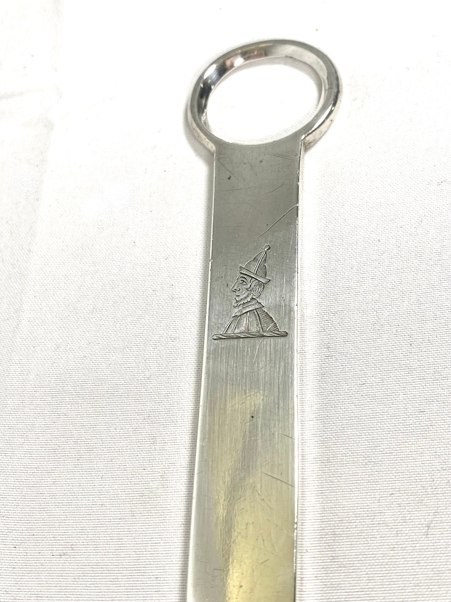 Pincho para carne en plata de ley de Guillermo IV, William Rawlings Sobey, Exeter, 1836. Plata provincial inglesa rara.