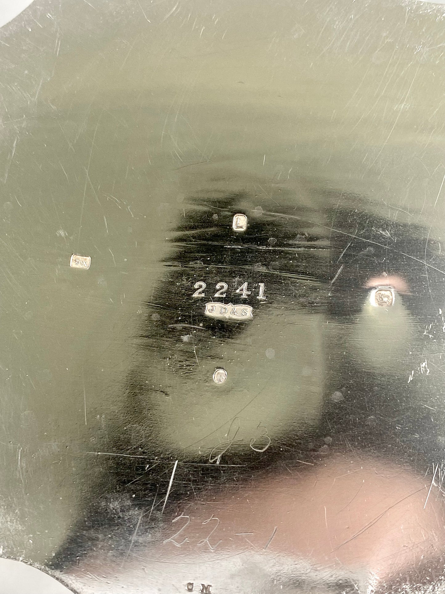 Juego de té victoriano de plata de ley y marfil. James Dixon & Sons, Sheffield, 1878.