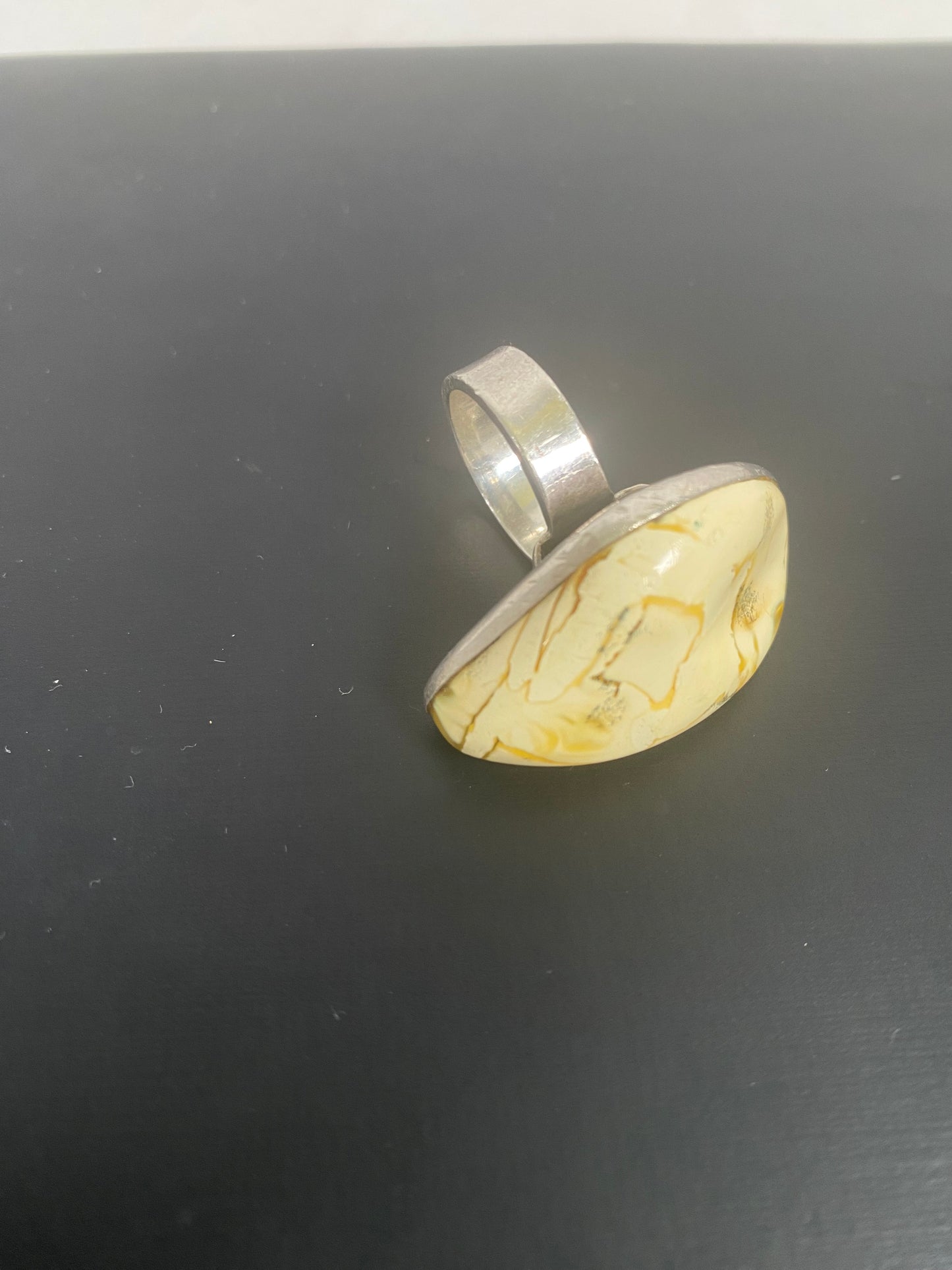 Vintage Mid to late 20th century Rare Polish Baltic Honey Amber Statement Ring