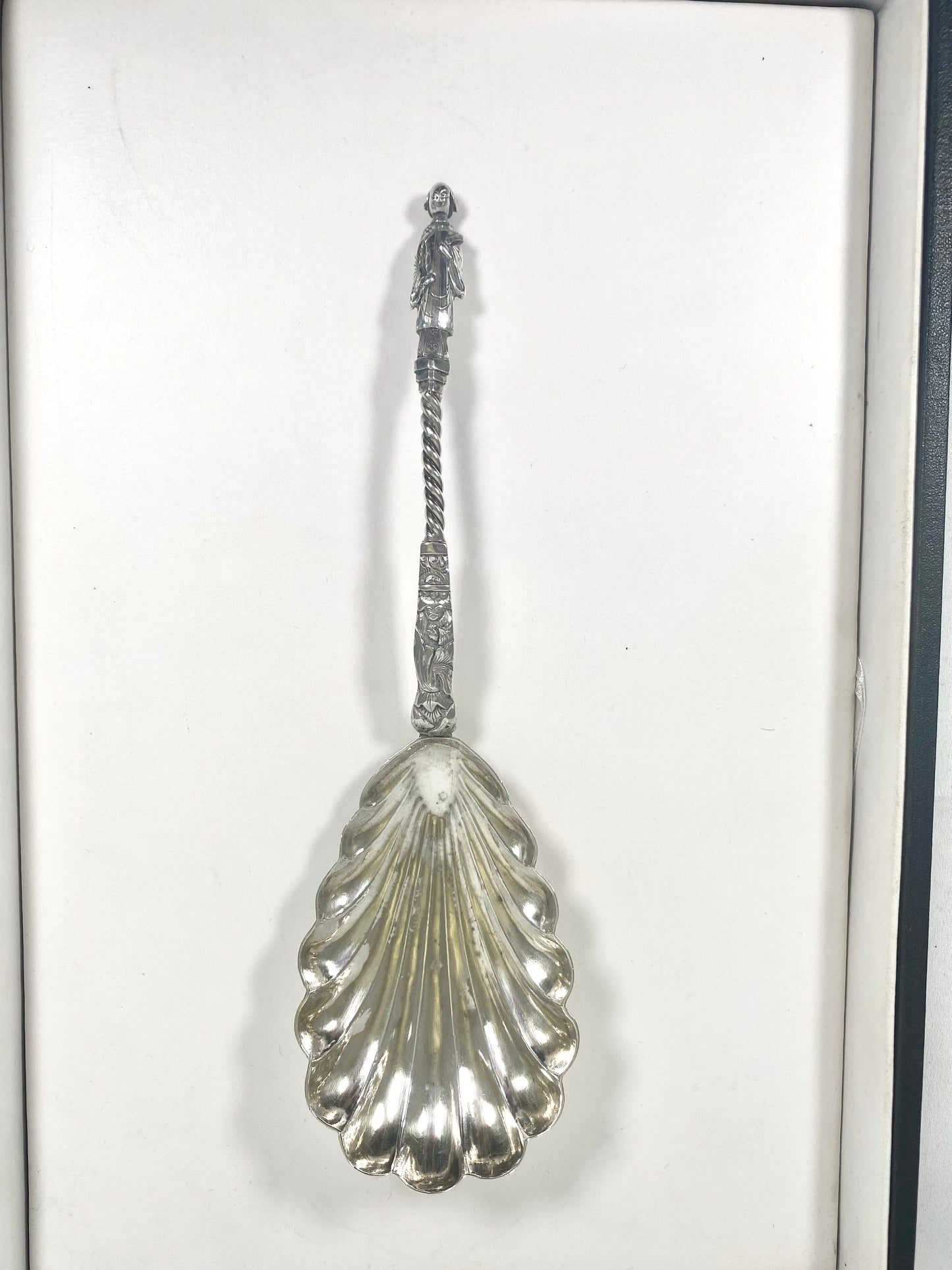 Antique Chinese export .900 silver spoon, Late Qing by Wang Hing and Gong He, Canton / Hong Kong