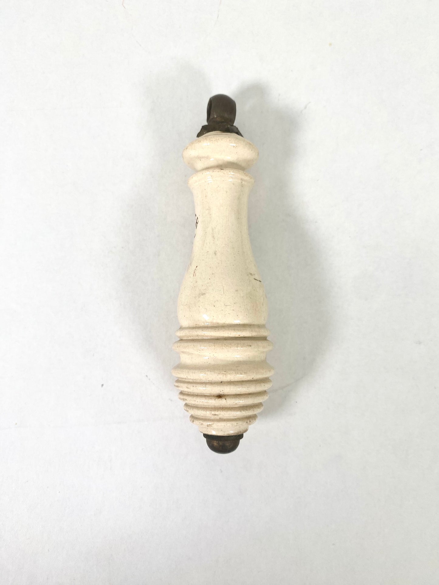 Tirador de cisterna original y raro de estilo victoriano de William E. Farrer para inodoros con cadena, baños, etc., de Birmingham y Cardiff.