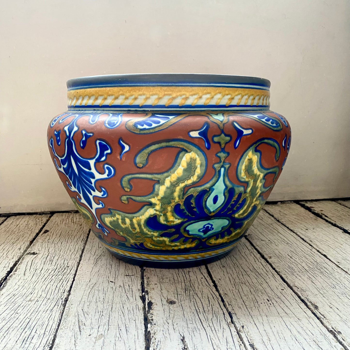 Rare Gouda Dutch Art Deco Pottery Cache Pot / Jardiniere, Rhodian Pattern c.1921