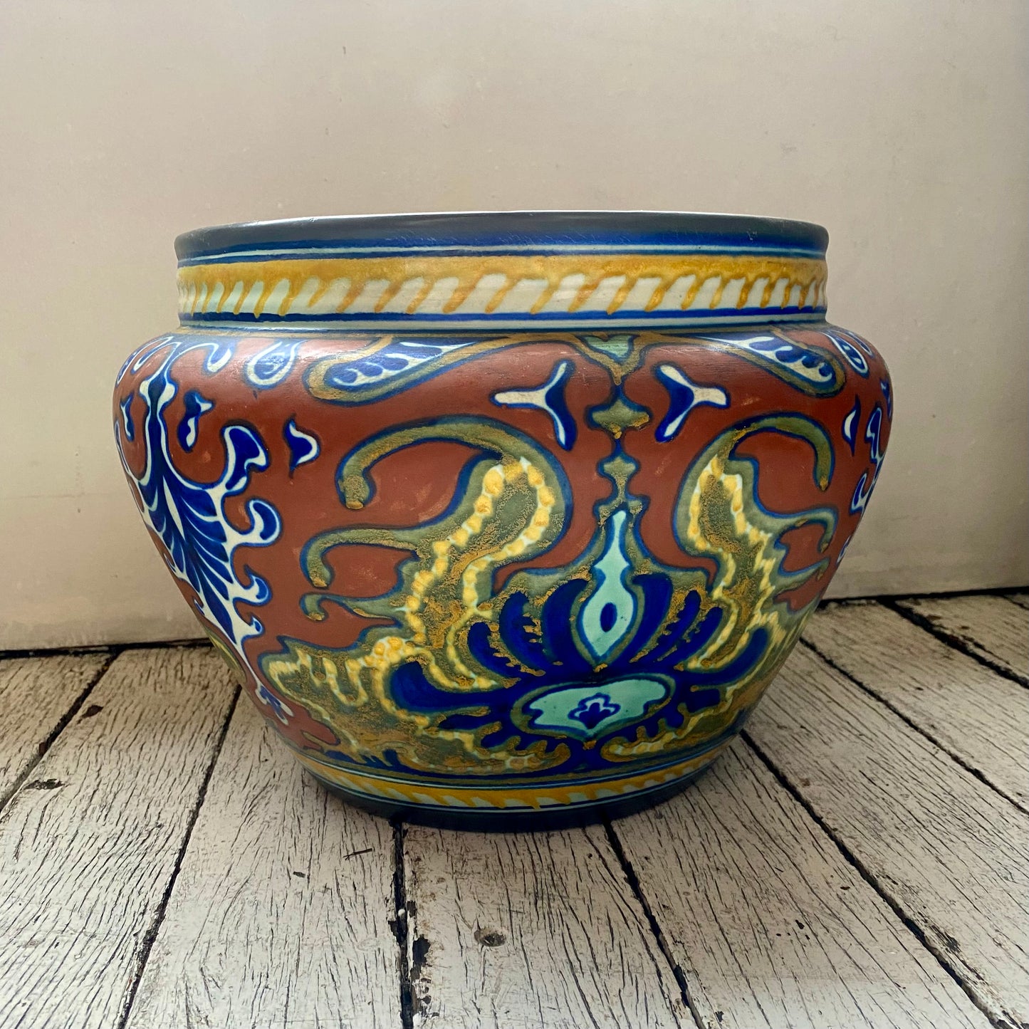 Rare Gouda Dutch Art Deco Pottery Cache Pot / Jardiniere, Rhodian Pattern c.1921