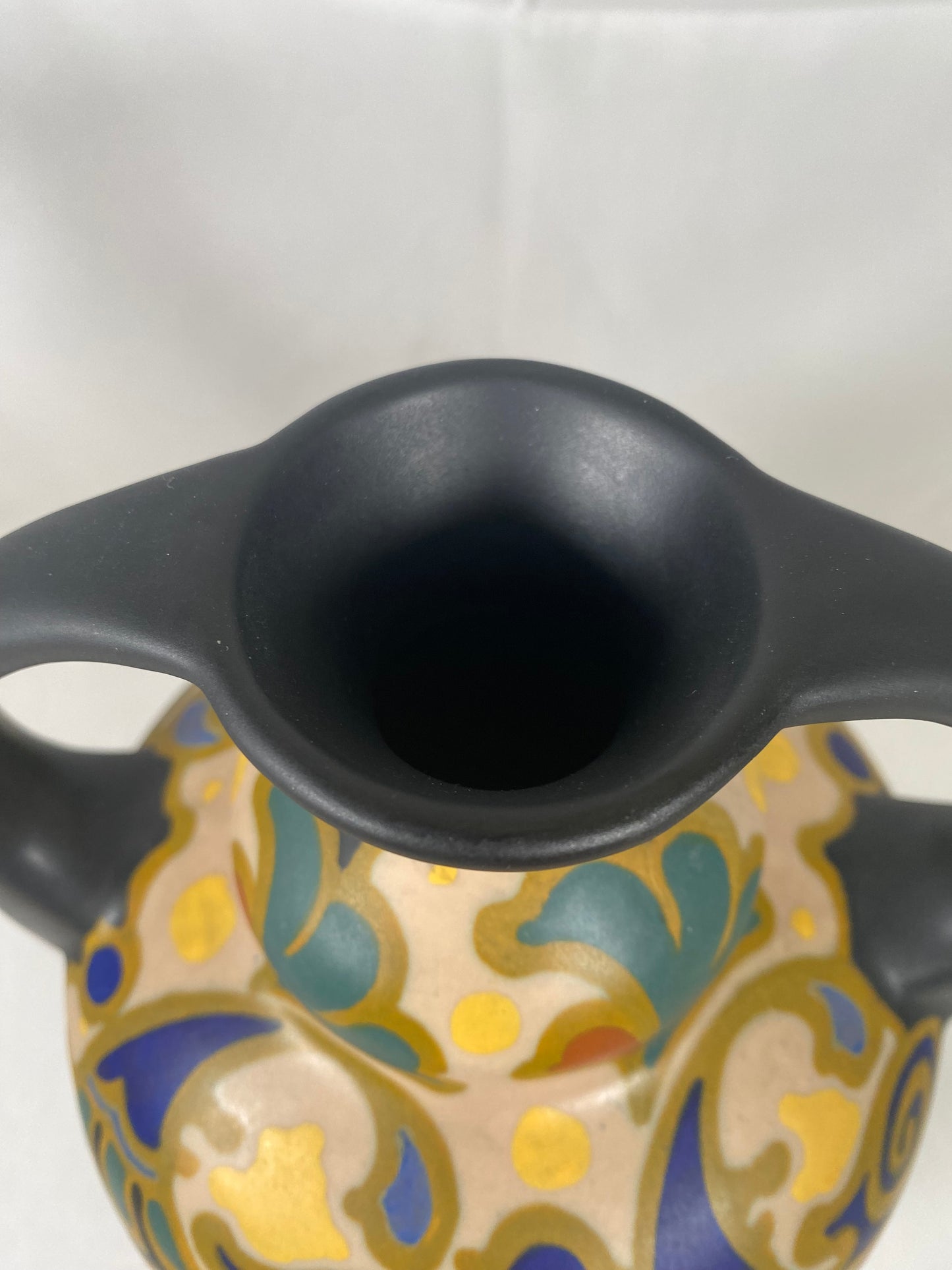 Rare Gouda Dutch Art Deco Pottery Twin-Handled Amphora Vase, Darla Pattern c.1920s
