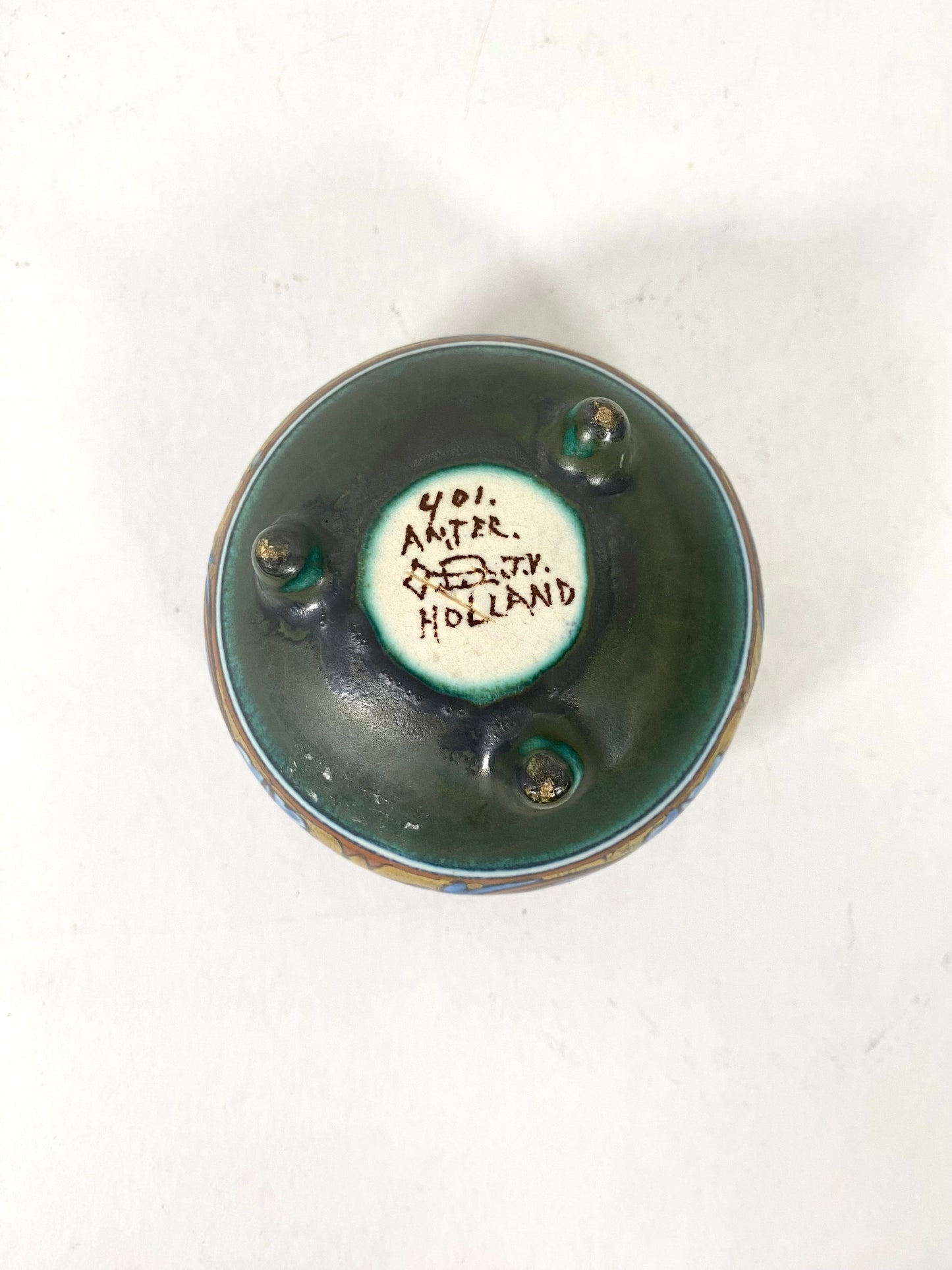Gouda Dutch Art Pottery small cache pot / trinket bowl, Art Deco circa 1922-1942