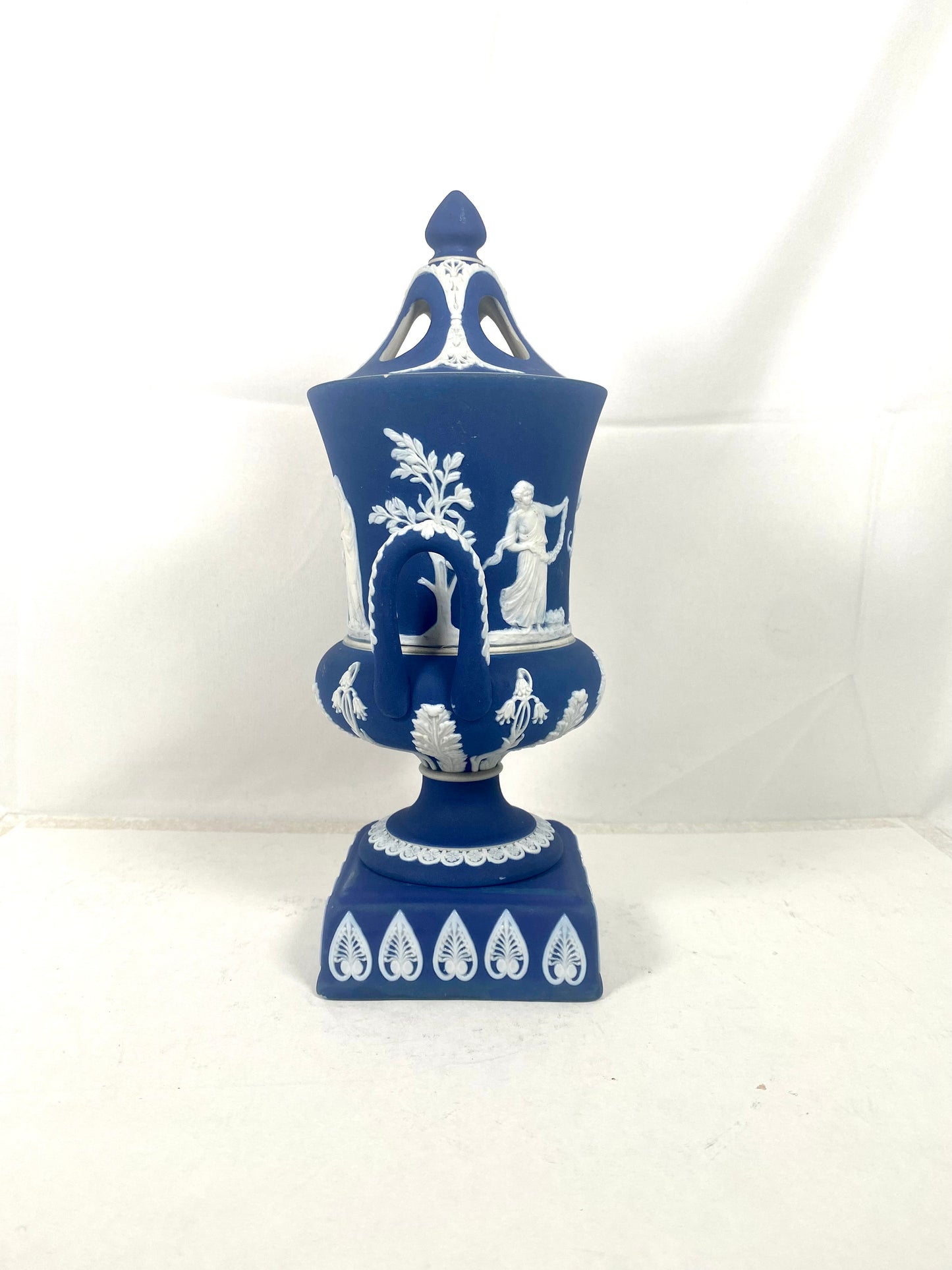 Jarrón/urna con tapa de popurrí de jaspe cobalto de Adams of Tunstall, victoriano antiguo/siglo XIX, raro