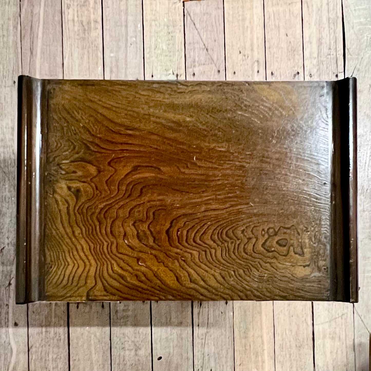 Small vintage Korean morijang chest with zelkova wood veneers, 20th century
