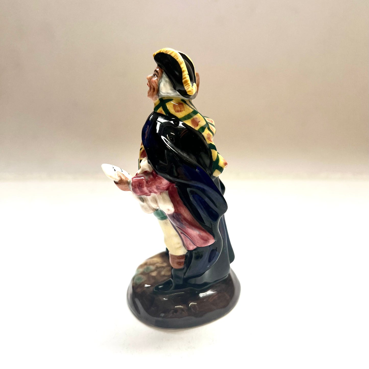 复古皇家道尔顿“Town Crier”微型雕像