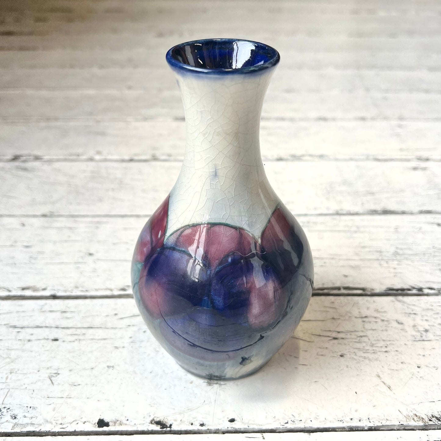 Antique Early William Moorcroft Pansy Pattern Vase circa 1905, White Background with Purple Flowers