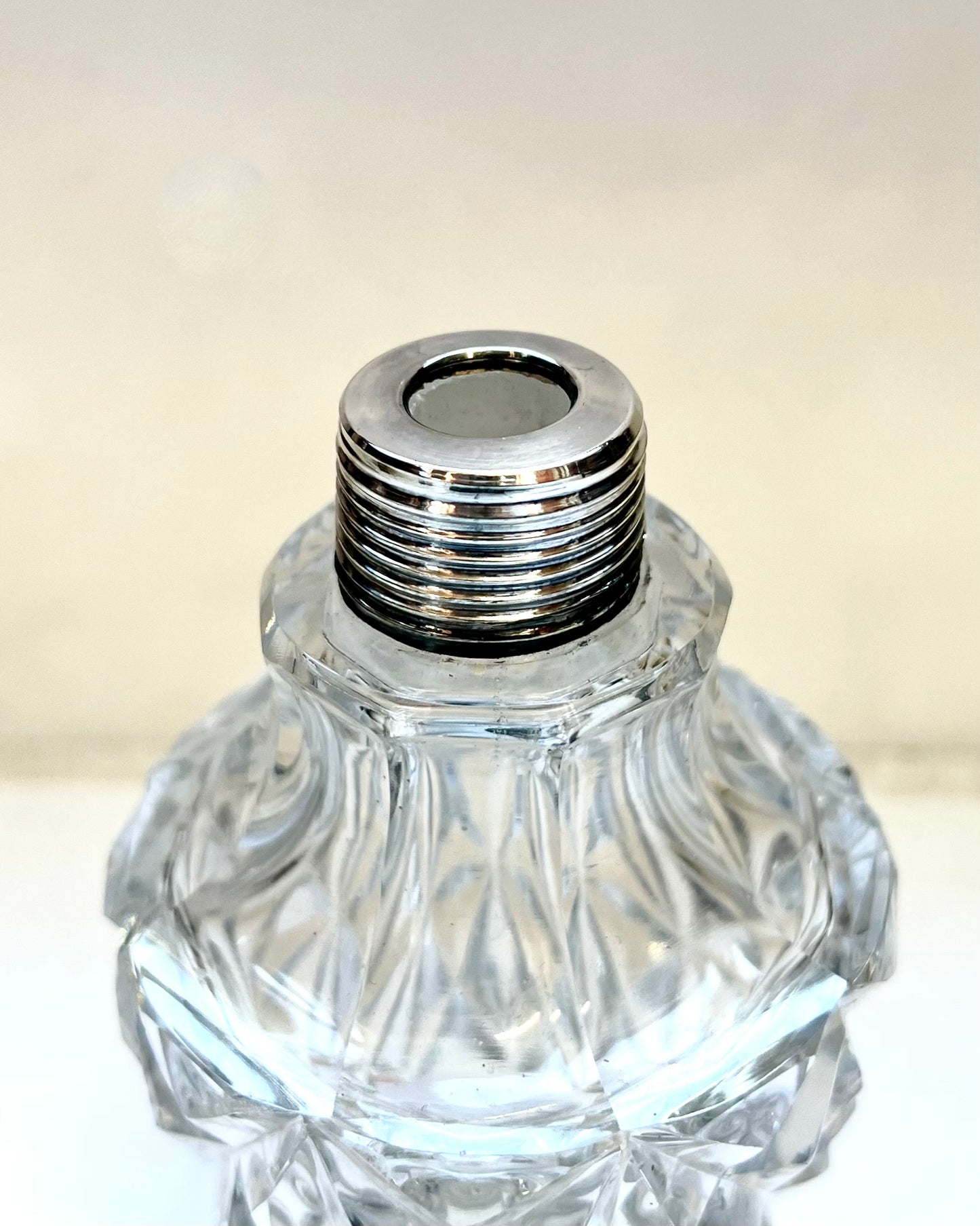 Antique George V cut glass and sterling silver toiletry/scent bottle, London 1919