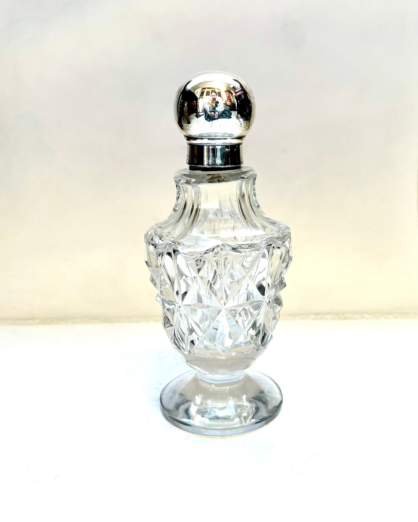 Antique George V cut glass and sterling silver toiletry/scent bottle, London 1919