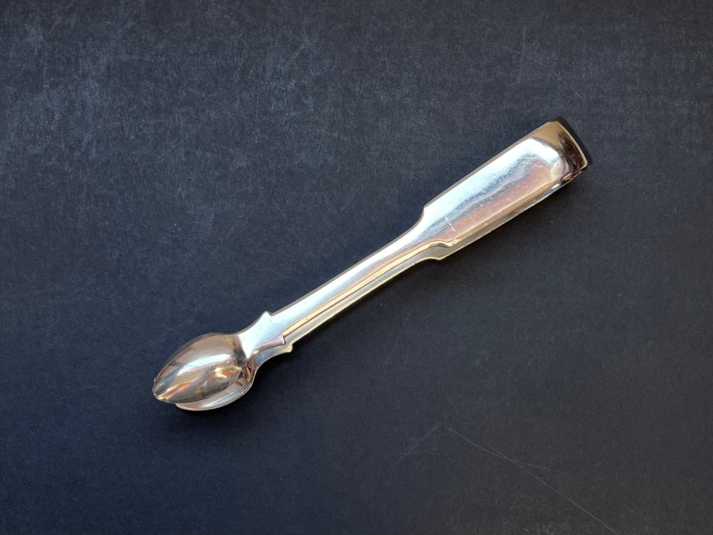 Early Victorian sterling silver tongs, with marks for James Beebe, London 1838